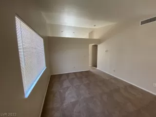 Photo #2: 2437914 Listing 