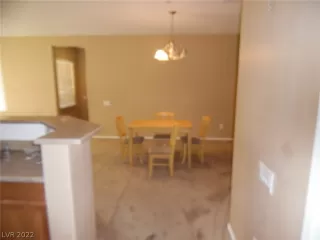 Photo #4: 2437927 Listing 