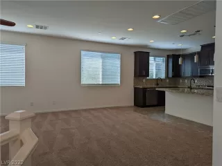 Photo #3: 2437969 Listing 