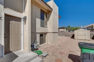 Photo #1: 2438045 Listing 