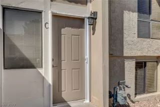 Photo #2: 2438045 Listing 