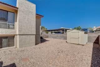 Photo #3: 2438045 Listing 