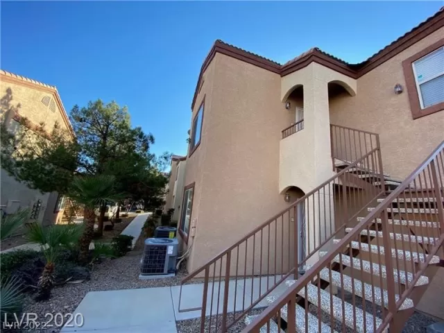 MLS: 2438078 Condo For Sale