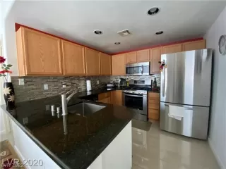 Photo #1: 2438078 Listing