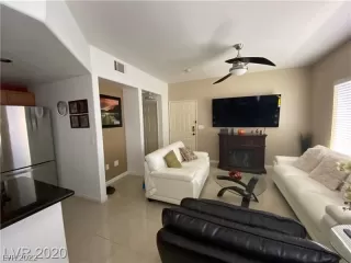 Photo #2: 2438078 Listing