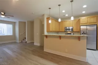 Photo #2: 2438081 Listing 