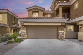 Photo #1: 2438103 Listing