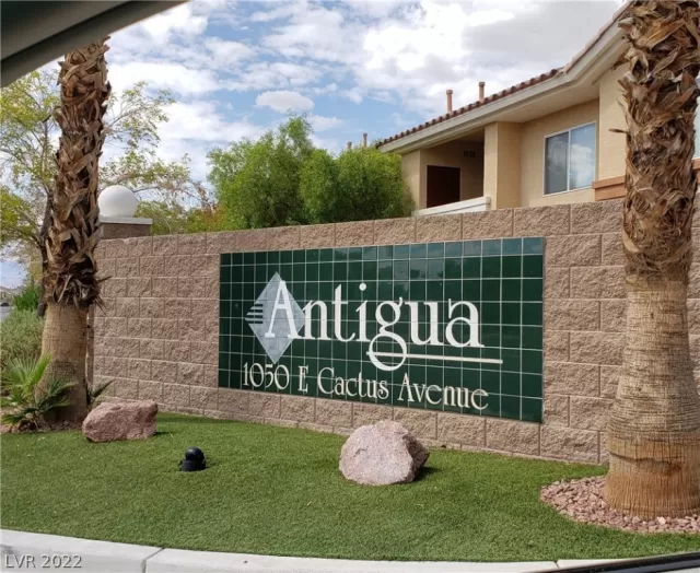 MLS: 2438104 Condo For Sale