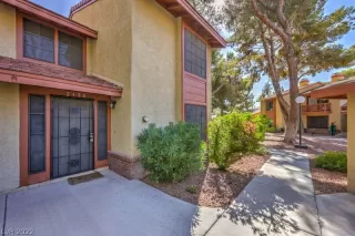 Photo #2: 2438107 Listing 