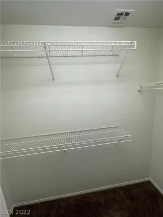 Photo #6: 2438130 Listing 