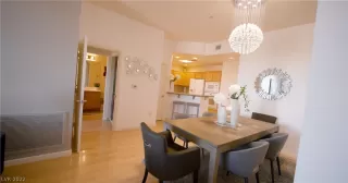 Photo #5: 2438133 Listing 