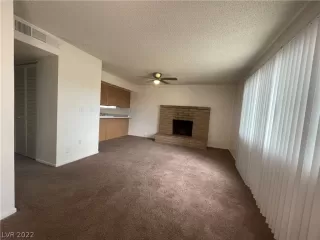 Photo #2: 2438192 Listing 