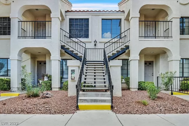 MLS: 2438193 Condo For Sale