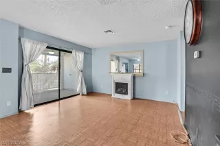 Photo #4: 2438193 Listing 