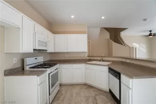 Photo #1: 2438240 Listing