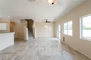 Photo #5: 2438240 Listing