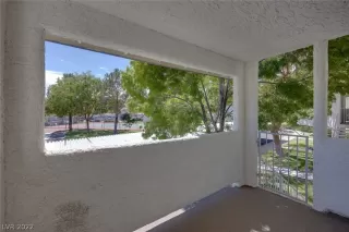 Photo #2: 2438289 Listing