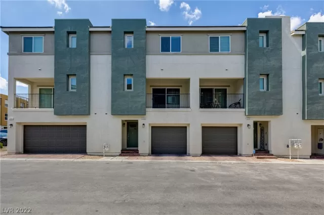 MLS: 2438300 Condo For Sale