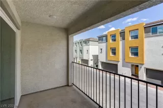 Photo #1: 2438300 Listing