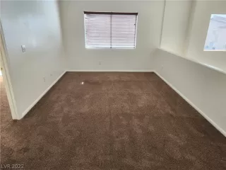 Photo #5: 2438346 Listing 