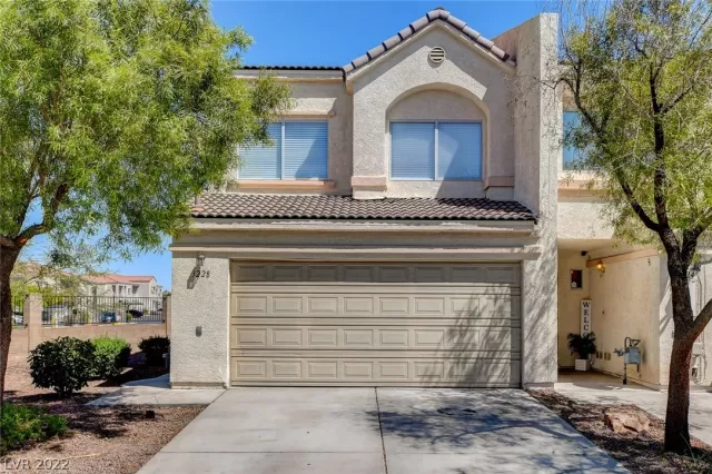 MLS: 2438410 Condo For Sale
