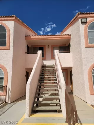 Photo #2: 2438450 Listing 