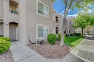 Photo #2: 2438468 Listing 