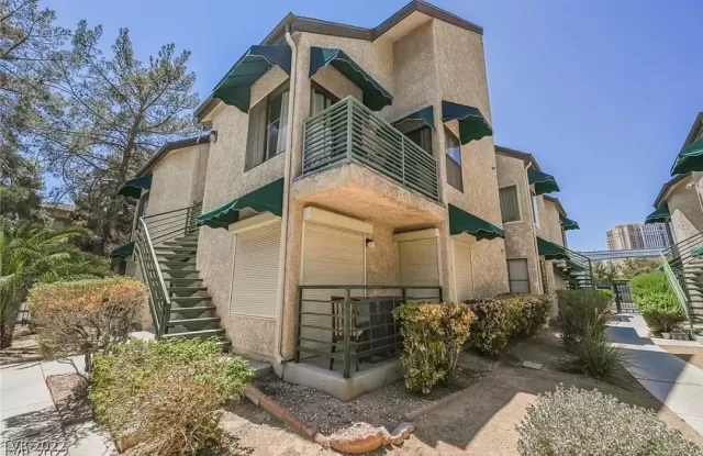 MLS: 2438502 Condo For Sale