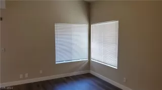 Photo #4: 2438502 Listing 