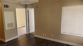 Photo #6: 2438502 Listing 