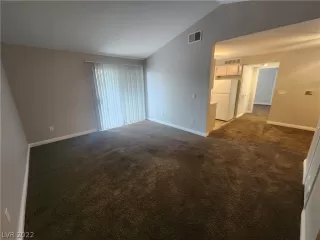 Photo #2: 2438520 Listing 