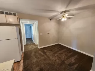 Photo #4: 2438520 Listing 