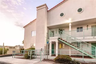 Photo #1: 2438560 Listing