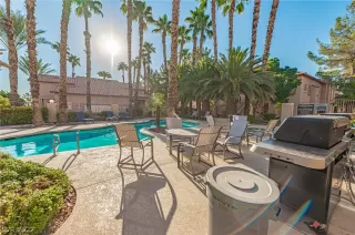 Photo #1: 2438571 Listing 