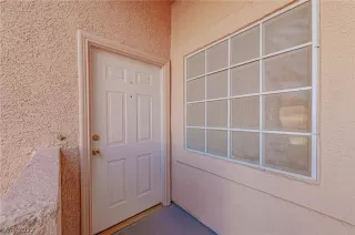 Photo #2: 2438571 Listing 