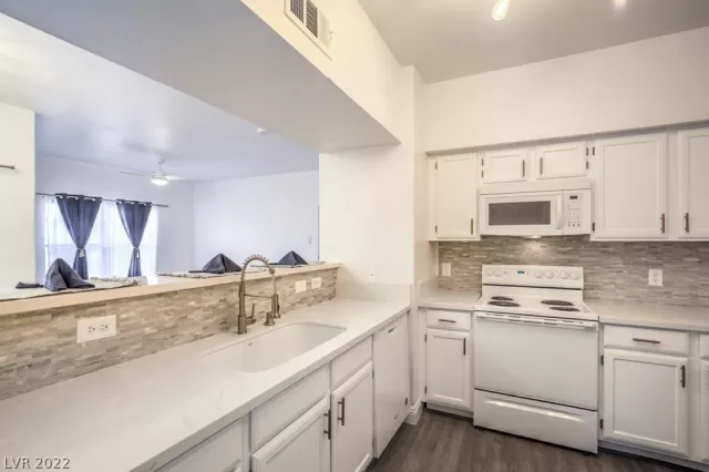 MLS: 2438606 Condo For Sale