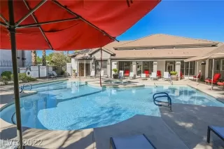 Photo #1: 2438606 Listing 