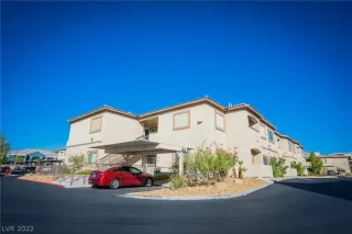 Photo #2: 2438613 Listing 