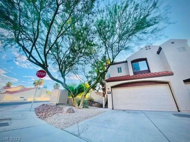 MLS: 2438656 Condo For Sale