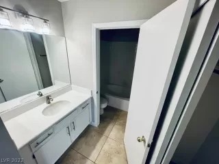 Photo #5: 2438656 Listing 