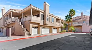 Photo #2: 2438721 Listing 