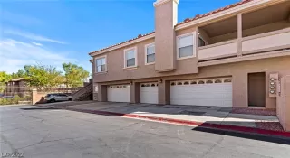 Photo #3: 2438721 Listing 