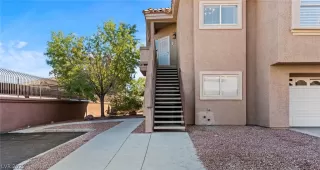 Photo #4: 2438721 Listing 