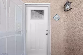 Photo #5: 2438721 Listing 