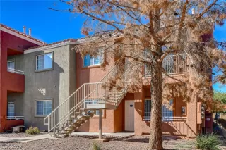 Photo #2: 2438745 Listing 