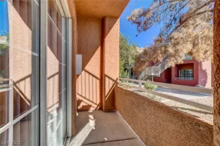 Photo #6: 2438745 Listing 