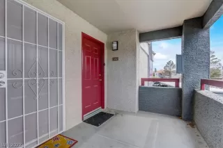 Photo #3: 2438765 Listing 