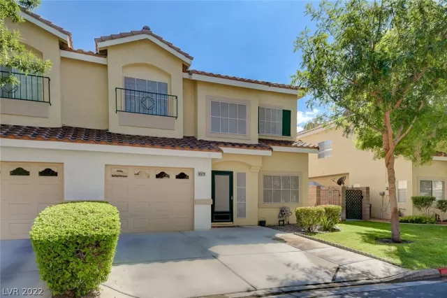 MLS: 2438781 Condo For Sale