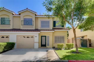 Photo #1: 2438781 Listing