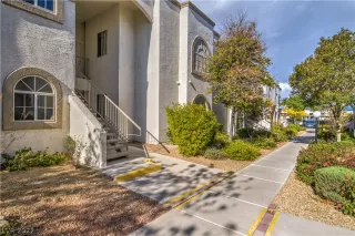 Photo #1: 2438828 Listing